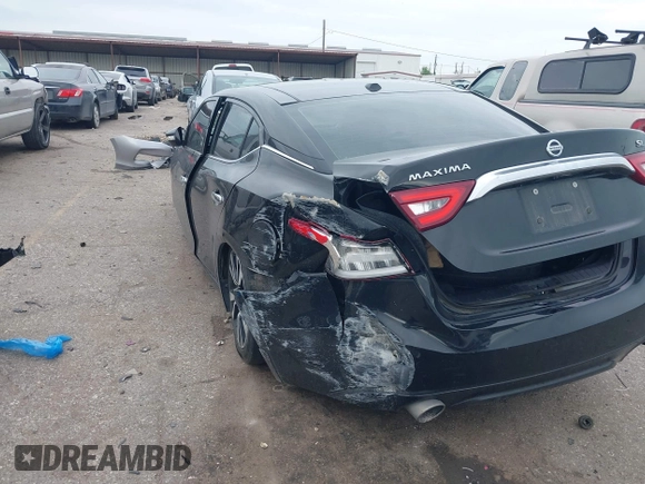 2018 Nissan Maxima SV with VIN 1N4AA6AP1JC392640, listed as a IAAI auction lot 41911036 with Not Provided miles and . Bid and sale history available at DreamBid. Image 3.