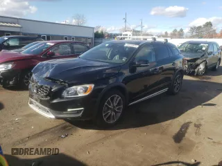 2018 Volvo V60 z VIN YV440MWK8J2057115, wystawiony jako Copart lot #80205694 z przebiegiem 88 287 mil mil oraz Szkoda całkowita • Salvage title. Historia ofert i sprzedaży dostępna na DreamBid. Obrazek 1.