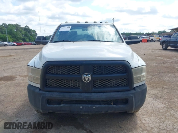 2018 Ram 2500 Tradesman with VIN 3C6UR4CJ4JG306531, listed as a IAAI auction lot 42071900 with 199,796 mi miles and . Bid and sale history available at DreamBid. Image 12.