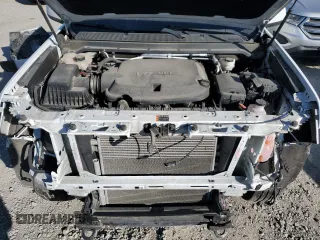 2020 Chevrolet Colorado 4WD LT with VIN 1GCGTCEN2L1231637, listed as a Copart auction lot 42755265 with 81,581 mi miles and Salvage Title. Bid and sale history available at carsss.com. Image 11.