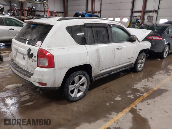 2013 Jeep Compass Sport with VIN 1C4NJDBB2DD190441, listed as a IAAI auction lot 41625177 with 138,806 mi miles. Bid and sale history available at carsss.com. Image 4.