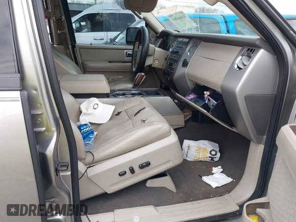 2008 Ford Expedition EL Limited with VIN 1FMFK19578LA77432, listed as a IAAI auction lot 41466394 with 398,963 mi miles. Bid and sale history available at carsss.com. Image 5.