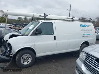 2019 GMC Savana Cargo Van with VIN 1GTW7AFG9K1154896, listed as a IAAI auction lot 41761872 with 183,541 mi miles. Bid and sale history available at carsss.com. Image 14.