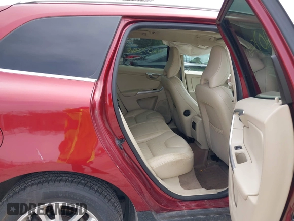 2010 Volvo XC60 3.0T with VIN YV4992DZ3A2030792, listed as a IAAI auction lot 42075465 with 116,666 mi miles and . Bid and sale history available at DreamBid. Image 8.