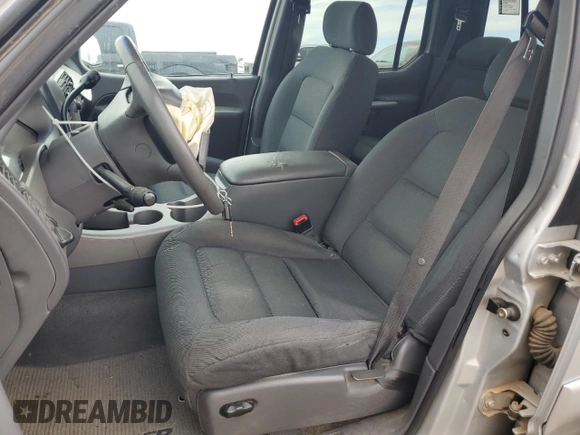 2002 Ford Explorer Sport Trac Value with VIN 1FMZU67E02UC23257, listed as a Copart auction lot 55503605 with 107,053 mi miles and Salvage title. Bid and sale history available at DreamBid. Image 7.