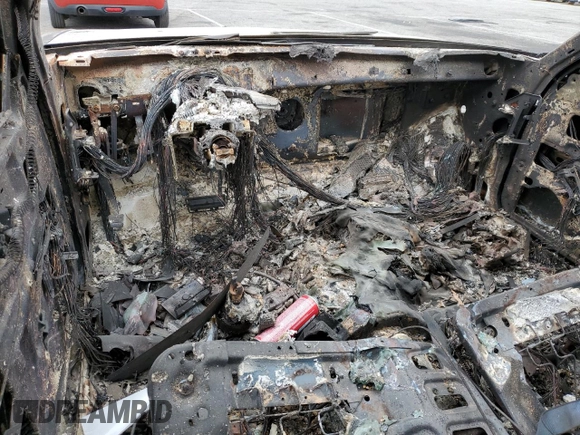 1988 Cadillac DeVille z VIN 1G6CD5155J4224547, wystawiony jako Copart lot #42850345 z przebiegiem Nie podano mil oraz Nie do naprawy • Non repairable. Historia ofert i sprzedaży dostępna na DreamBid. Obrazek 8.