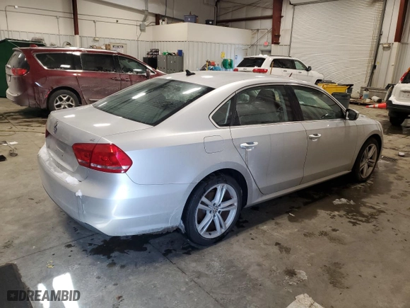 2014 Volkswagen Passat SE with VIN 1VWBP7A3XEC001570, listed as a Copart auction lot 45504675 with 139,112 mi miles and Clean Title. Bid and sale history available at carsss.com. Image 3.
