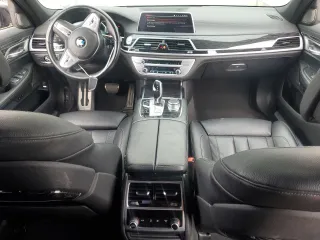 2022 BMW 7 Series 740i with VIN WBA7T2C04NCJ31237, listed as a Copart auction lot 76627214 with 44,630 mi miles and Salvage Title. Bid and sale history available at carsss.com. Image 8.