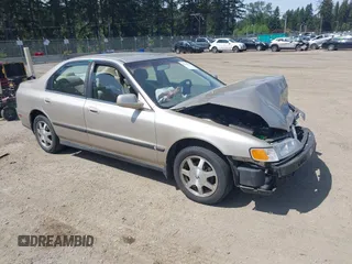 1995 Honda Accord LX с VIN 1HGCD5635SA108953, выставлен на аукционе IAAI как лот 42218339 с пробегом 104 110 миль миль и . История ставок и продаж доступна на DreamBid. Изображение 1.