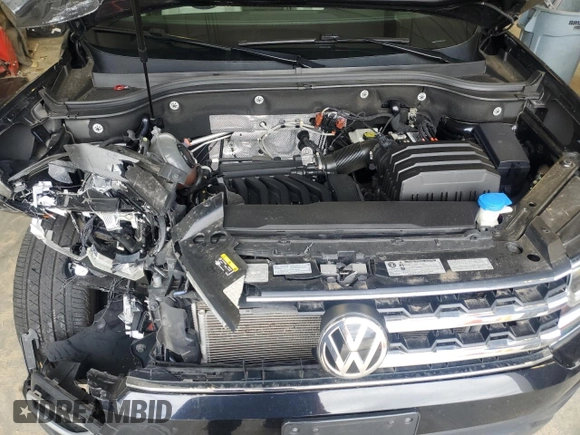 2019 Volkswagen Atlas SEL Premium с VIN 1V2NR2CA3KC621499, выставлен на аукционе Copart как лот 53777925 с пробегом 108 604 миль миль и Списание • Salvage title. История ставок и продаж доступна на DreamBid. Изображение 12.