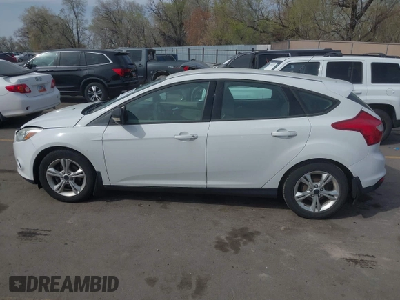 2013 Ford Focus SE with VIN 1FADP3K27DL298456, listed as a IAAI auction lot 42007399 with 111,210 mi miles. Bid and sale history available at carsss.com. Image 14.