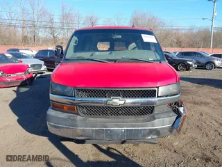 2012 Chevrolet Express Passenger 1LT with VIN 1GAZG1FG8C1109469, listed as a IAAI auction lot 41319826 with 246,801 mi miles. Bid and sale history available at carsss.com. Image 12.