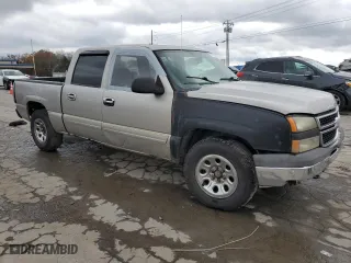 2006 Chevrolet Silverado 1500 LS with VIN 2GCEK13V061349279, listed as a Copart auction lot 81117774 with 0 mi miles and Salvage Title. Bid and sale history available at carsss.com. Image 4.