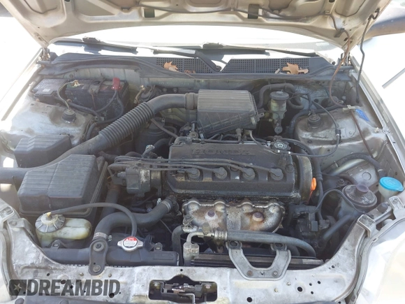 2000 Honda Civic DX z VIN 1HGEJ6221YL019348, wystawiony jako IAAI lot #42430704 z przebiegiem 218 349 mil mil oraz . Historia ofert i sprzedaży dostępna na DreamBid. Obrazek 10.