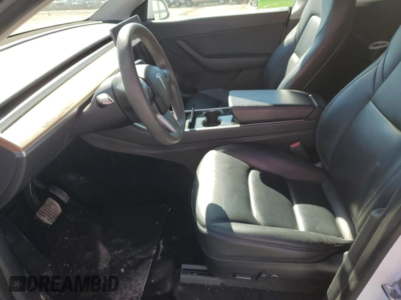 2021 Tesla Model Y Long Range with VIN 5YJYGDEE0MF077789, listed as a Copart auction lot 45838495 with 89,268 mi miles and Salvage Title. Bid and sale history available at DreamBid. Image 7.
