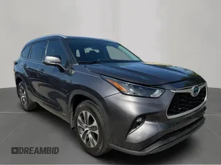 2022 Toyota Highlander Hybrid XLE z VIN 5TDGBRCH6NS545588, wystawiony jako Copart lot #57186835 z przebiegiem 202 158 mil mil oraz Tytuł czysty. Historia ofert i sprzedaży dostępna na DreamBid. Obrazek 1.