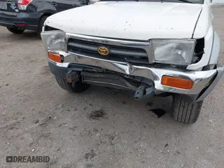 1998 Toyota 4Runner with VIN JT3GN87R7W0085869, listed as a IAAI auction lot 41328631 with 175,255 mi miles. Bid and sale history available at carsss.com. Image 6.