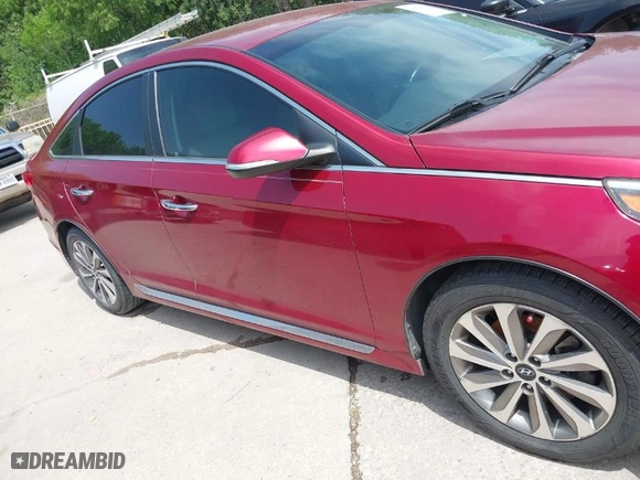 2015 Hyundai Sonata 2.4L Limited with VIN 5NPE34AFXFH112145, listed as a IAAI auction lot 42025615 with 231,496 mi miles. Bid and sale history available at carsss.com. Image 13.