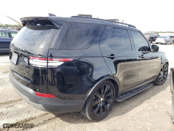 2019 Land Rover Discovery SE with VIN SALRG2RV4K2401273, listed as a Copart auction lot 88772885 with 0 mi miles and Salvage Title. Bid and sale history available at carsss.com. Image 3.