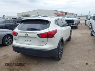 2017 Nissan Rogue SV with VIN JN1BJ1CP8HW003213, listed as a IAAI auction lot 42041966 with 51,625 mi miles and . Bid and sale history available at DreamBid. Image 1.
