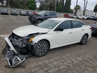 2025 Nissan Altima SV z VIN 1N4BL4DV1SN363836, wystawiony jako Copart lot #55695345 z przebiegiem 3 450 mil mil oraz Szkoda całkowita • Salvage title. Historia ofert i sprzedaży dostępna na DreamBid. Obrazek 1.