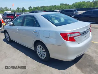 2012 Toyota Camry L with VIN 4T1BF1FK3CU022699, listed as a IAAI auction lot 41986356 with 129,926 mi miles. Bid and sale history available at carsss.com. Image 3.