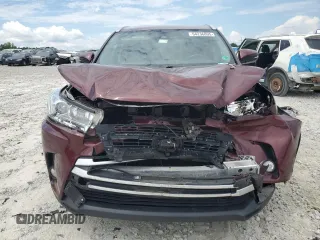 2017 Toyota Highlander XLE with VIN 5TDJZRFH0HS410785, listed as a Copart auction lot 64236895 with Not provided miles and Salvage title. Bid and sale history available at DreamBid. Image 5.