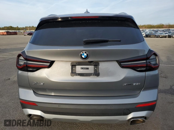 2024 BMW X3 xDrive30i z VIN 5UX53DP05R9U41219, wystawiony jako Copart lot #48721725 z przebiegiem Nie podano mil oraz Nie do naprawy • Non repairable. Historia ofert i sprzedaży dostępna na DreamBid. Obrazek 6.