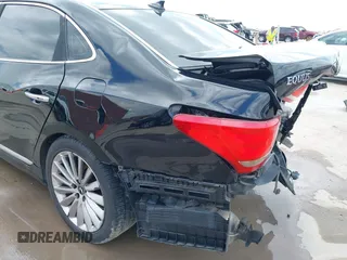 2016 Hyundai Equus Signature z VIN KMHGH4JHXGU101564, wystawiony jako IAAI lot #42210676 z przebiegiem 117 052 mil mil oraz . Historia ofert i sprzedaży dostępna na DreamBid. Obrazek 18.