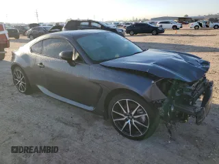 2023 Toyota 86 z VIN JF1ZNBB11P9765420, wystawiony jako Copart lot #48725015 z przebiegiem 12 979 mil mil oraz Szkoda całkowita • Salvage title. Historia ofert i sprzedaży dostępna na DreamBid. Obrazek 4.