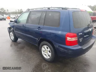 2002 Toyota Highlander with VIN JTEGF21A520058345, listed as a IAAI auction lot 41567610 with 117,736 mi miles. Bid and sale history available at carsss.com. Image 3.