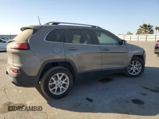 2016 Jeep Cherokee Latitude with VIN 1C4PJLCS2GW257338, listed as a Copart auction lot 77499274 with 120,223 mi miles and Clean Title. Bid and sale history available at carsss.com. Image 3.