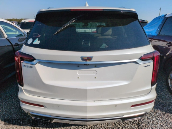 2021 Cadillac XT6 Premium Luxury with VIN 1GYKPCRSXMZ181985, listed as a Copart auction lot 74561144 with 0 mi miles and Non Repairable. Bid and sale history available at carsss.com. Image 6.