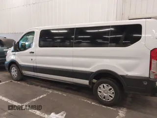 2019 Ford Transit Passenger XL with VIN 1FBZX2ZM8KKB24761, listed as a IAAI auction lot 40978107 with 153,669 mi miles. Bid and sale history available at carsss.com. Image 15.