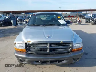 2002 Dodge Dakota with VIN 1B7GL12X62S538389, listed as a IAAI auction lot 41533809 with 159,576 mi miles and . Bid and sale history available at carsss.com. Image 12.