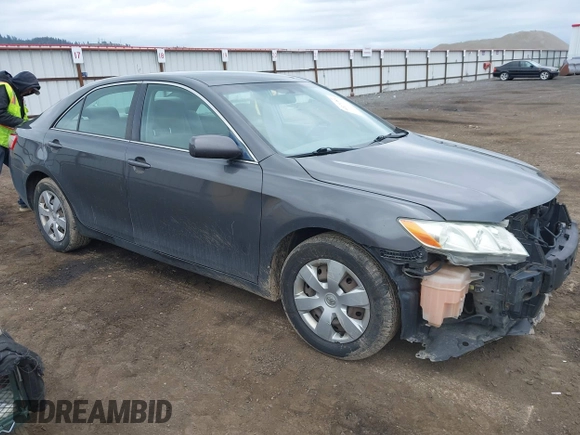 2008 Toyota Camry LE z VIN 4T4BE46K98R035264, wystawiony jako IAAI lot #42271383 z przebiegiem 260 977 mil mil oraz . Historia ofert i sprzedaży dostępna na DreamBid. Obrazek 1.