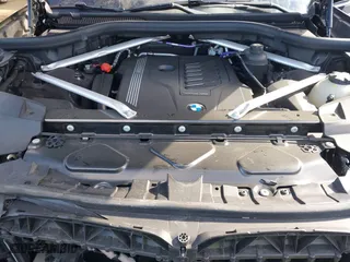 2021 BMW X7 xDrive40i with VIN 5UXCW2C05M9G56541, listed as a IAAI auction lot 41581839 with 1 mi miles. Bid and sale history available at carsss.com. Image 10.