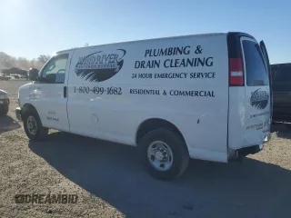 2016 GMC Savana Cargo Van with VIN 1GTW7AFFXG1272745, listed as a Copart auction lot 43841475 with 248,561 mi miles and Salvage Title. Bid and sale history available at carsss.com. Image 2.