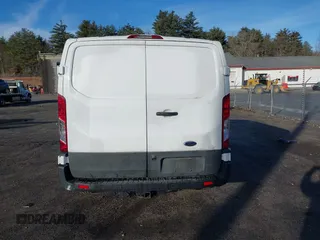 2021 Ford Transit Cargo с VIN 1FTBR1Y85MKA86074, выставлен на аукционе IAAI как лот 41171095 с пробегом 48 806 миль миль и . История ставок и продаж доступна на DreamBid. Изображение 16.