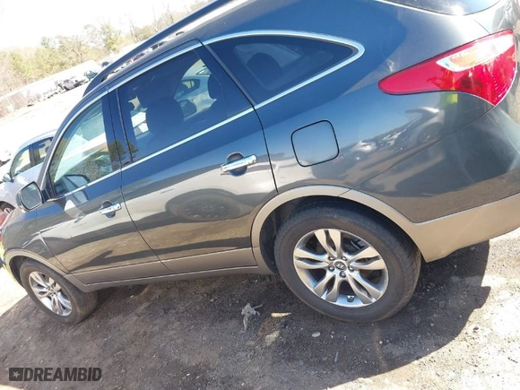 2012 Hyundai Veracruz Limited with VIN KM8NU4CC2CU196846, listed as a IAAI auction lot 41805692 with 174,132 mi miles. Bid and sale history available at carsss.com. Image 14.