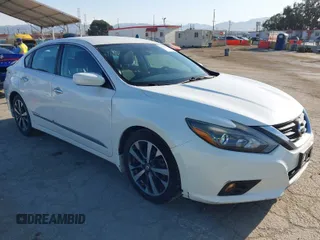 2016 Nissan Altima S with VIN 1N4AL3AP7GC123365, listed as a IAAI auction lot 41978739 with 83,673 mi miles and . Bid and sale history available at carsss.com. Image 1.