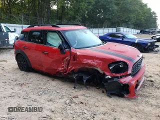2024 MINI Countryman Cooper S with VIN WMZ53BR08R3R48394, listed as a Copart auction lot 70785384 with 32,453 mi miles and Salvage Title. Bid and sale history available at carsss.com. Image 4.