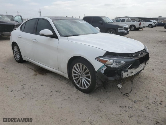 2018 Alfa Romeo Giulia Ti with VIN ZARFAECN3J7565773, listed as a Copart auction lot 44054815 with 72,676 mi miles and Salvage Title. Bid and sale history available at carsss.com. Image 4.