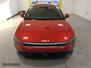 2025 Kia K4 LXS with VIN 3KPFT4DE5SE002772, listed as a Copart auction lot 82856054 with 5,216 mi miles and Clean Title. Bid and sale history available at carsss.com. Image 5.