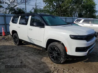 2024 Jeep Grand Wagoneer Series II Obsidian z VIN 1C4SJVFP3RS161922, wystawiony jako Copart lot #73641194 z przebiegiem Nie podano mil oraz Nie do naprawy • Non repairable. Historia ofert i sprzedaży dostępna na DreamBid. Obrazek 4.