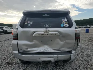 2014 Toyota 4Runner Limited with VIN JTEBU5JR7E5176475, listed as a Copart auction lot 60744485 with 137,722 mi miles and Salvage title. Bid and sale history available at DreamBid. Image 6.
