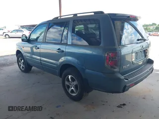 2008 Honda Pilot EX-L with VIN 5FNYF185X8B025878, listed as a IAAI auction lot 42215417 with 224,341 mi miles and . Bid and sale history available at DreamBid. Image 3.