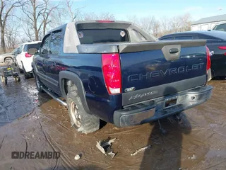 2005 Chevrolet Avalanche LS with VIN 3GNEC12Z65G124198, listed as a IAAI auction lot 41486916 with 280,005 mi miles and . Bid and sale history available at DreamBid. Image 3.
