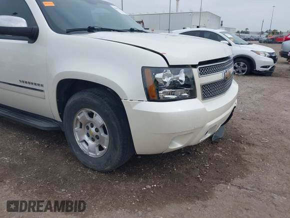 2010 Chevrolet Suburban LTZ with VIN 1GNUCKE03AR248244, listed as a IAAI auction lot 41677238 with 184,698 mi miles. Bid and sale history available at carsss.com. Image 6.