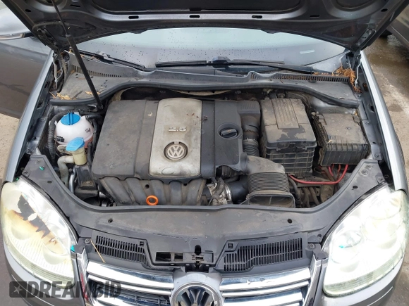 2009 Volkswagen Jetta S with VIN 3VWJZ71K49M053603, listed as a IAAI auction lot 41785816 with 100,065 mi miles and . Bid and sale history available at DreamBid. Image 10.